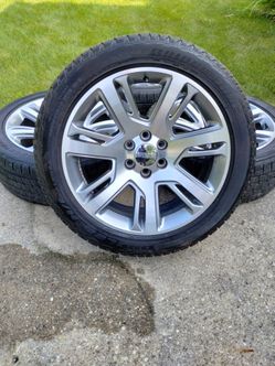 RIMS WHEELS. 285/45/22 CHEVY SILVERADO, CADILLAC ESCALADE, GMC DENALI, CHEVY TAHOE , CHEVY SIERRA TIRES 80% BOLT PATTERN 6X139.7