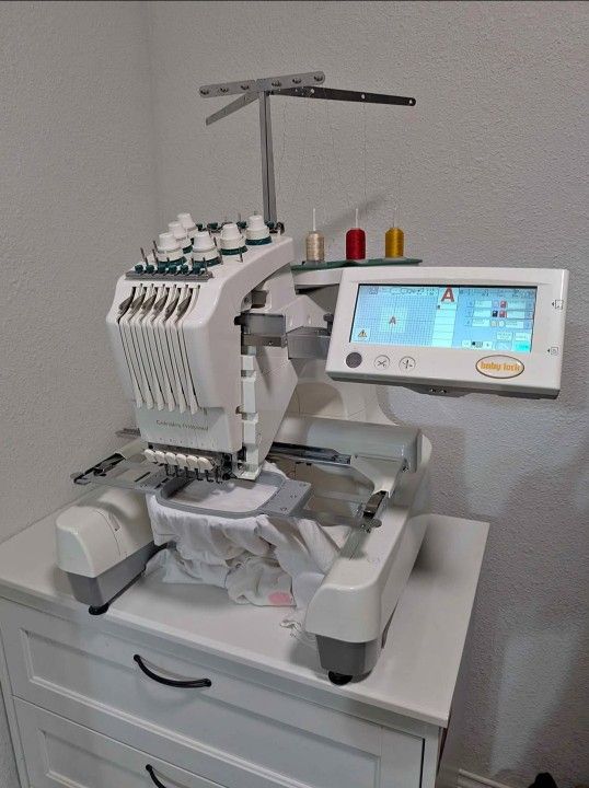 Baby-Lock Embroidery-Machine