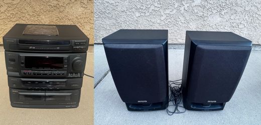 Aiwa Z-1300 Stereo System with Speakers