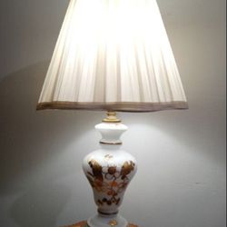 VINTAGE - MC HAND PAINTED SATIN GLASS TABLE LAMP 23"