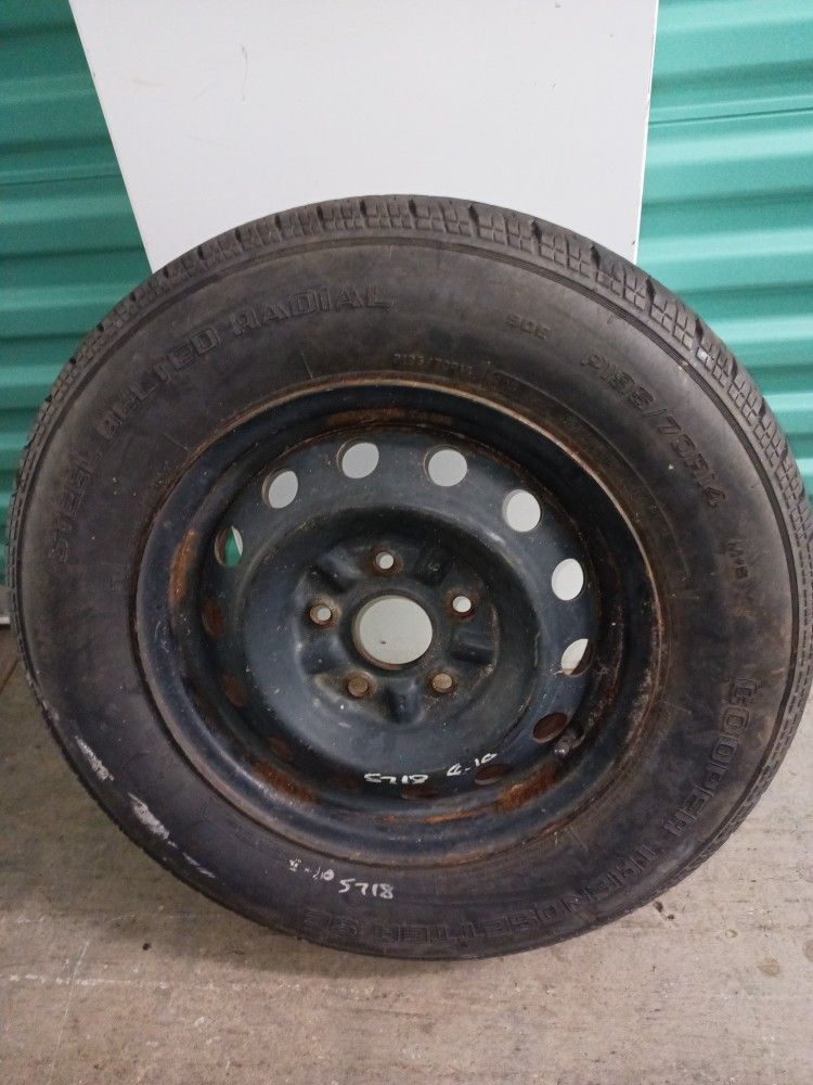 Single Tire And Rim 195/75/14