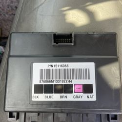 2004 Surburban Body Control Module 