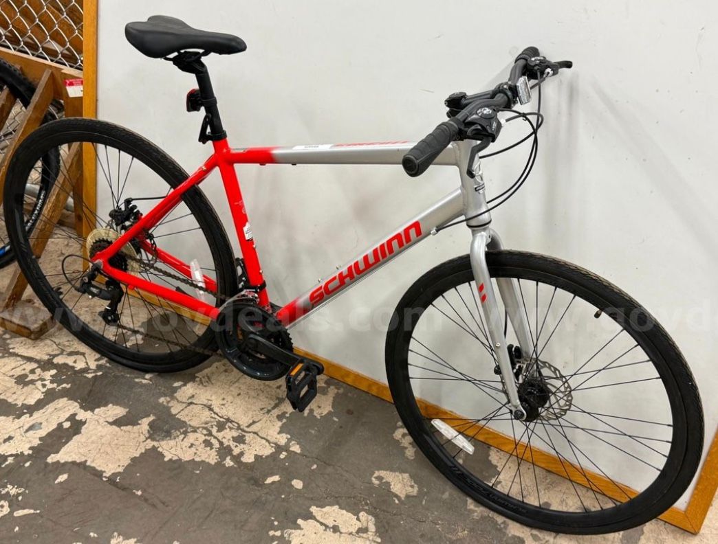 Schwinn Circuit Bicycle, CT 18"