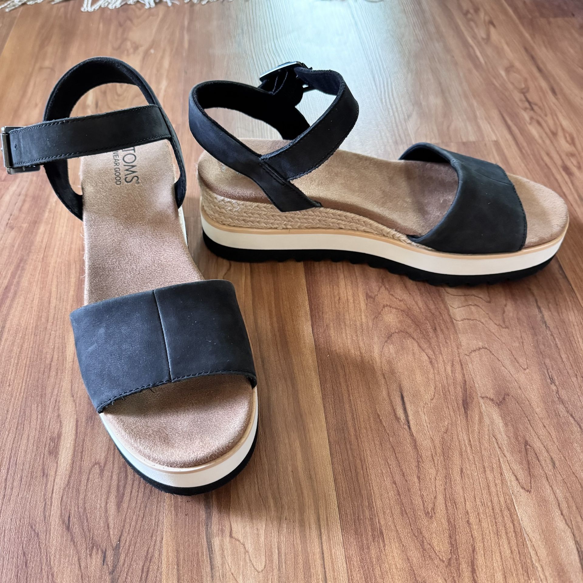 TOMS Diana Wedge Sandal Black Women's 9US/7UK/40EU Fit True To Size
