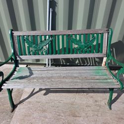 Vintage Victorian Style Cast Iron / Wood Bench Frame