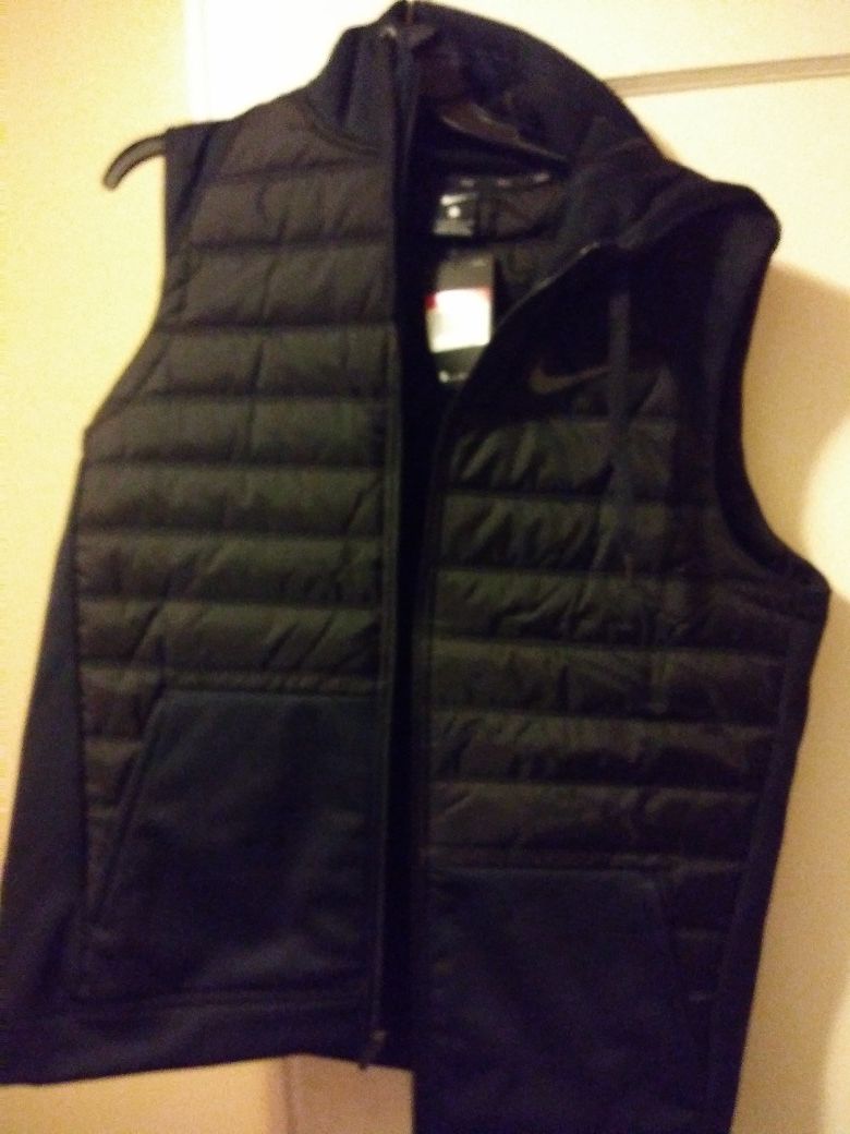 Black nike vest large