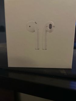 Apple AirPods Wireless Earbuds