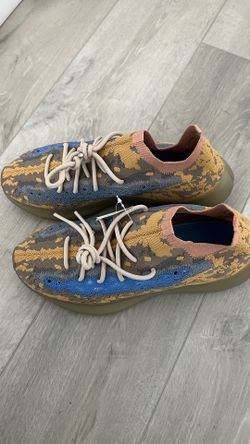 Brand New Yeezys Mens Size 10.5 