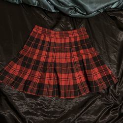 red and black high waisted skirt 