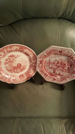 Pair of Spode Collector Plates