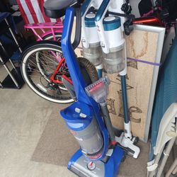 There Vacuum Cleaners! Must Go! Take All For One BULK PRICE! Also Bagless **