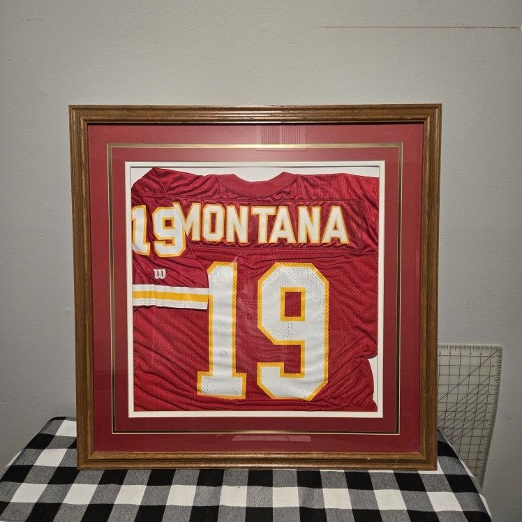 Joe Montana Framed/Signed Kansas City Chiefs Jersey