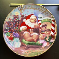 Tom Newsom For Avon Vintage 2001,Christmas Plate A Visit From Santa 22K Trim