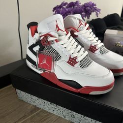Jordan 4 Retro