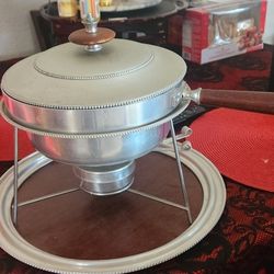 Fondue Pot