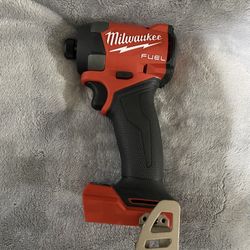 Milwaukee M18 FUEL Gen-4 18V Lithium Ion Brushless Cordless 1/4in Hex Impact Driver (Tool Only)