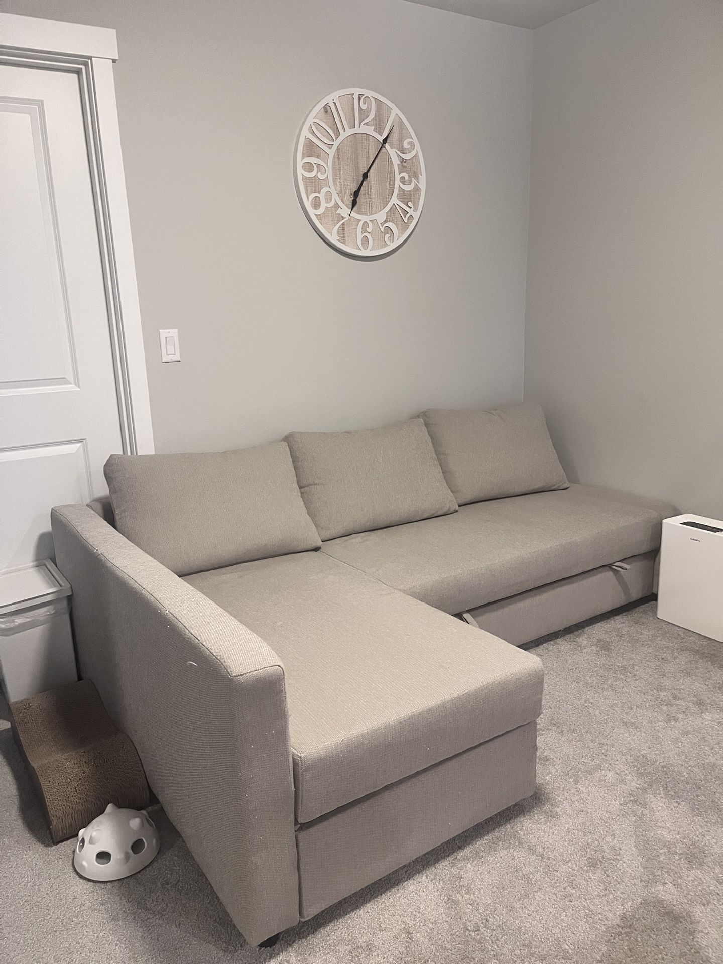 Sofa bed IKEA FRIHETEN Sleeper sectional,3 seat w/storage, Hyllie beige
