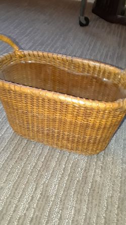 Plant holder with liner