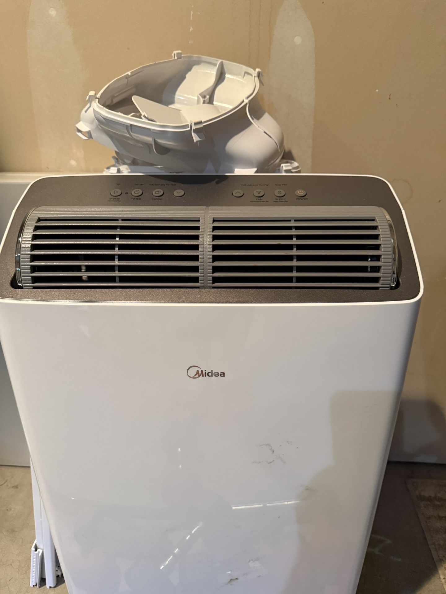 Midea 14000 BTU With Remote