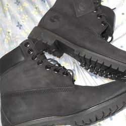 7.5 Men Timberland Boots ALL BLACK