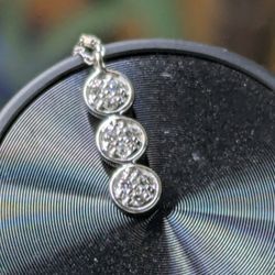 White Gold Chain & Pendant 