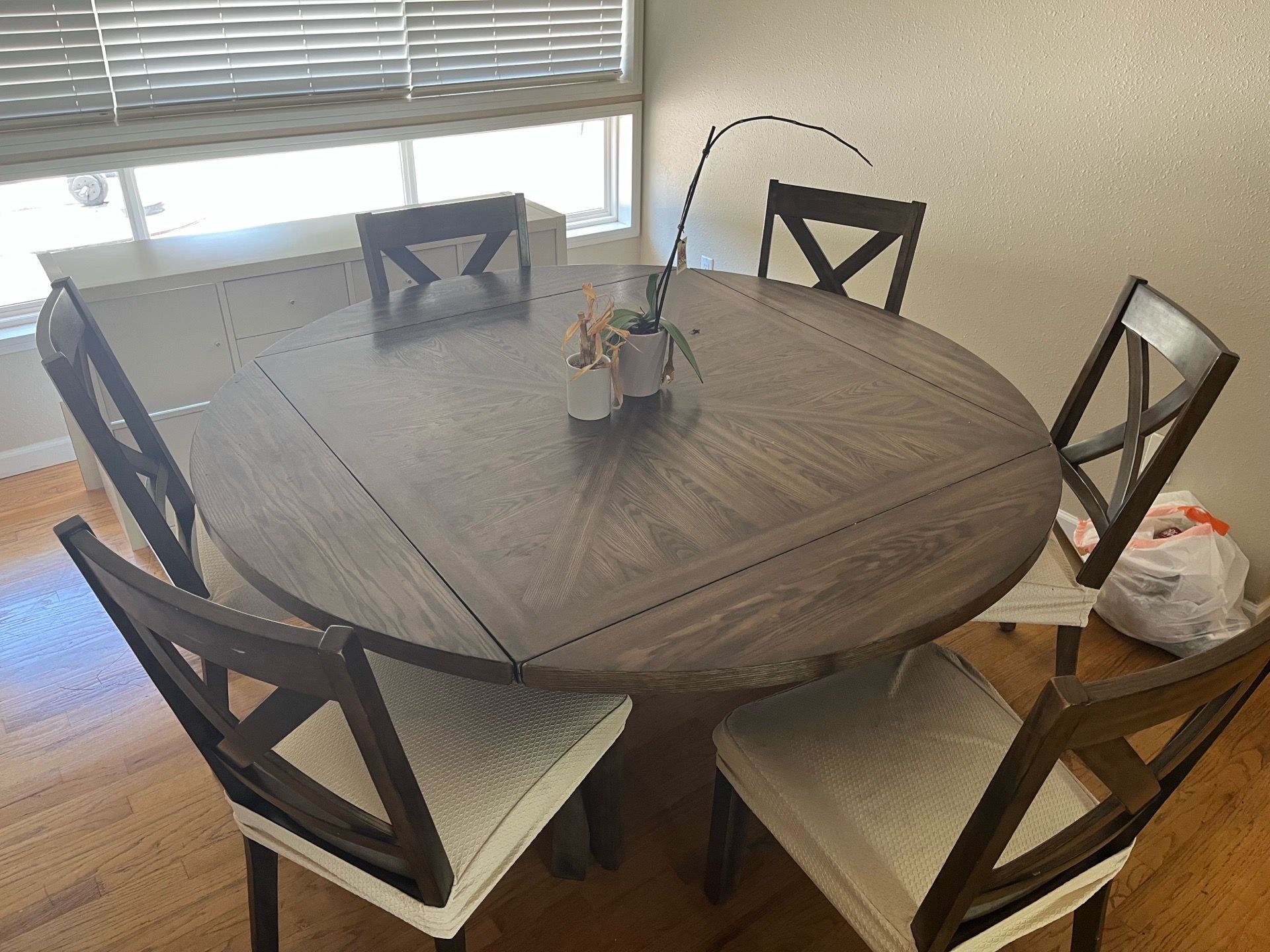 Dinner Table