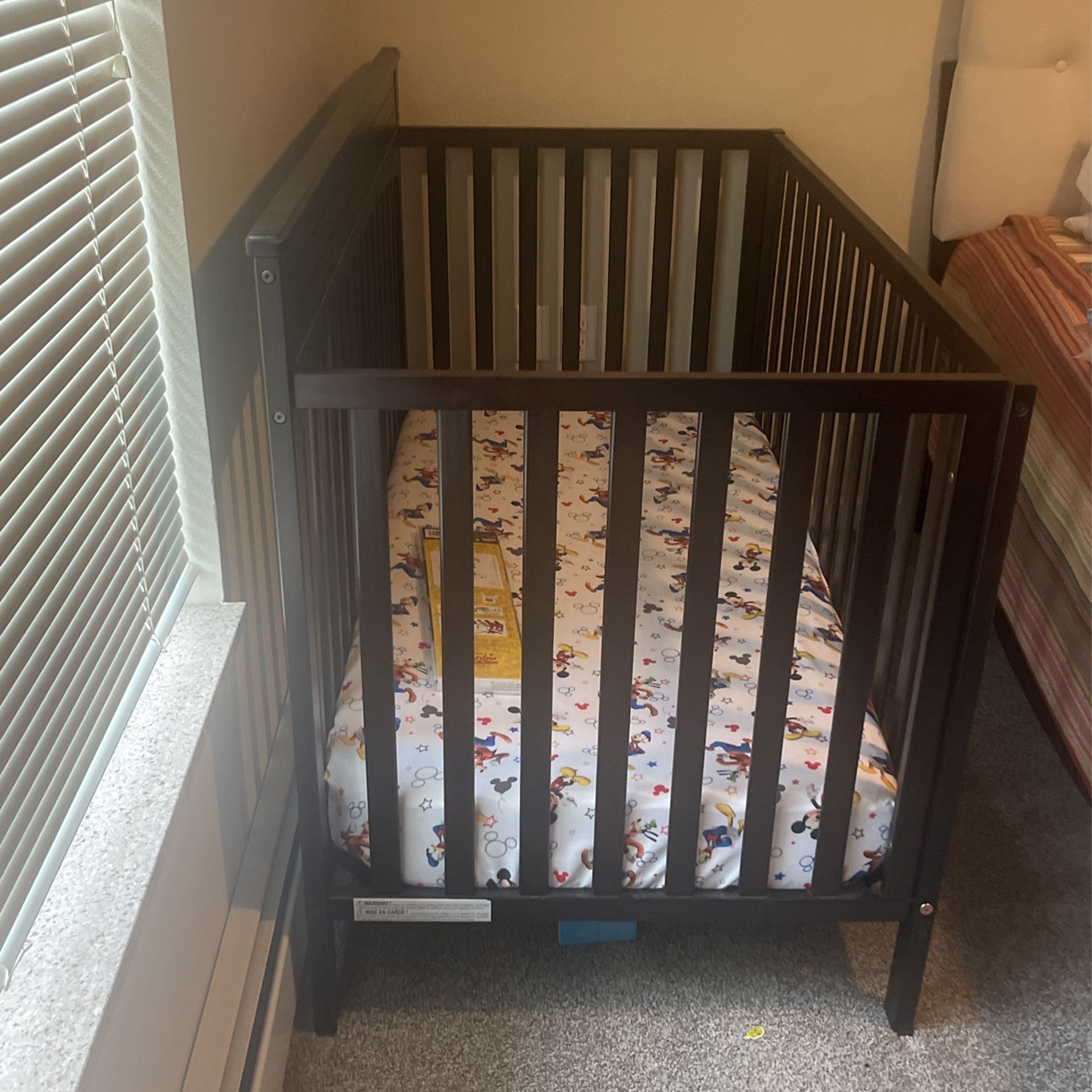 Baby Bed Converts To Day Bed