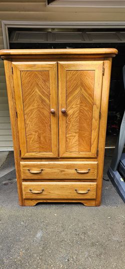 FREE Oak armoire