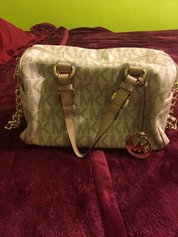 Michael kors handbag