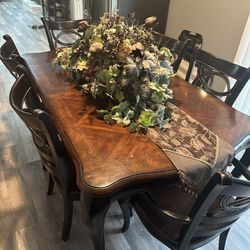 Beautiful Table And Hutch