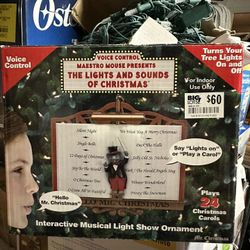 New VOICE CONTROL MAESTRO MOUSE PRESENTS THE LIGHTS AND SOUNDS OF CHRISTMAS $30 Firm 