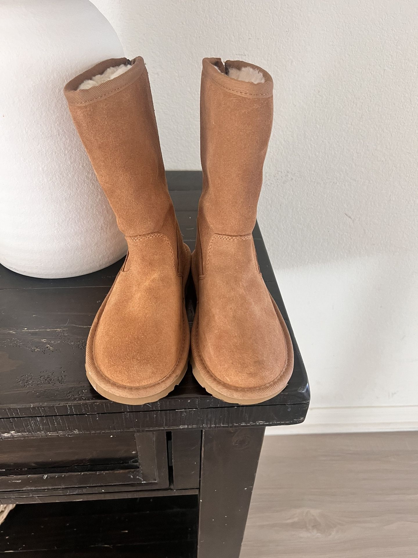 Uggs Size 13 Toddler New