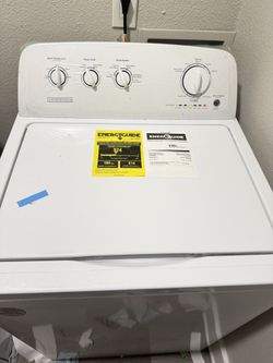 BRAND NEW washer & Dryer set