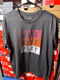 Old navy grey active tee shirt size large men’s used