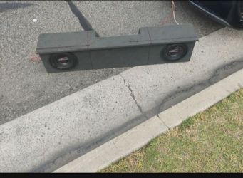 10 audiobahn with box subwoofer