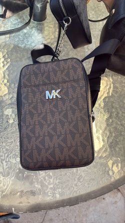 Michael Kors Everett Signature Flight bag