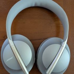 Bose 700 Headphone
