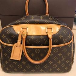 AUTHENTIC LOUIS VUITTON DEAUVILLE  HANDBAG