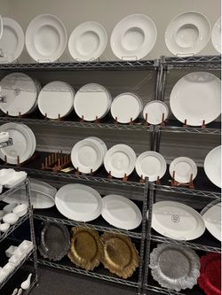 Restaurant plates