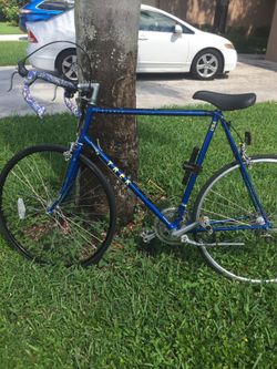 Gorgeous Vintage Trek Elance 🚴‍♀️ Road Bicycle Metallic Blue 🎨 Paint!
