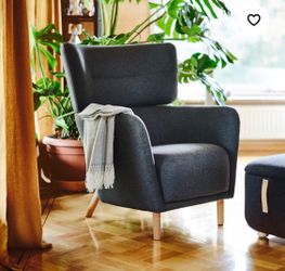 Like New Sitting Accent Chair