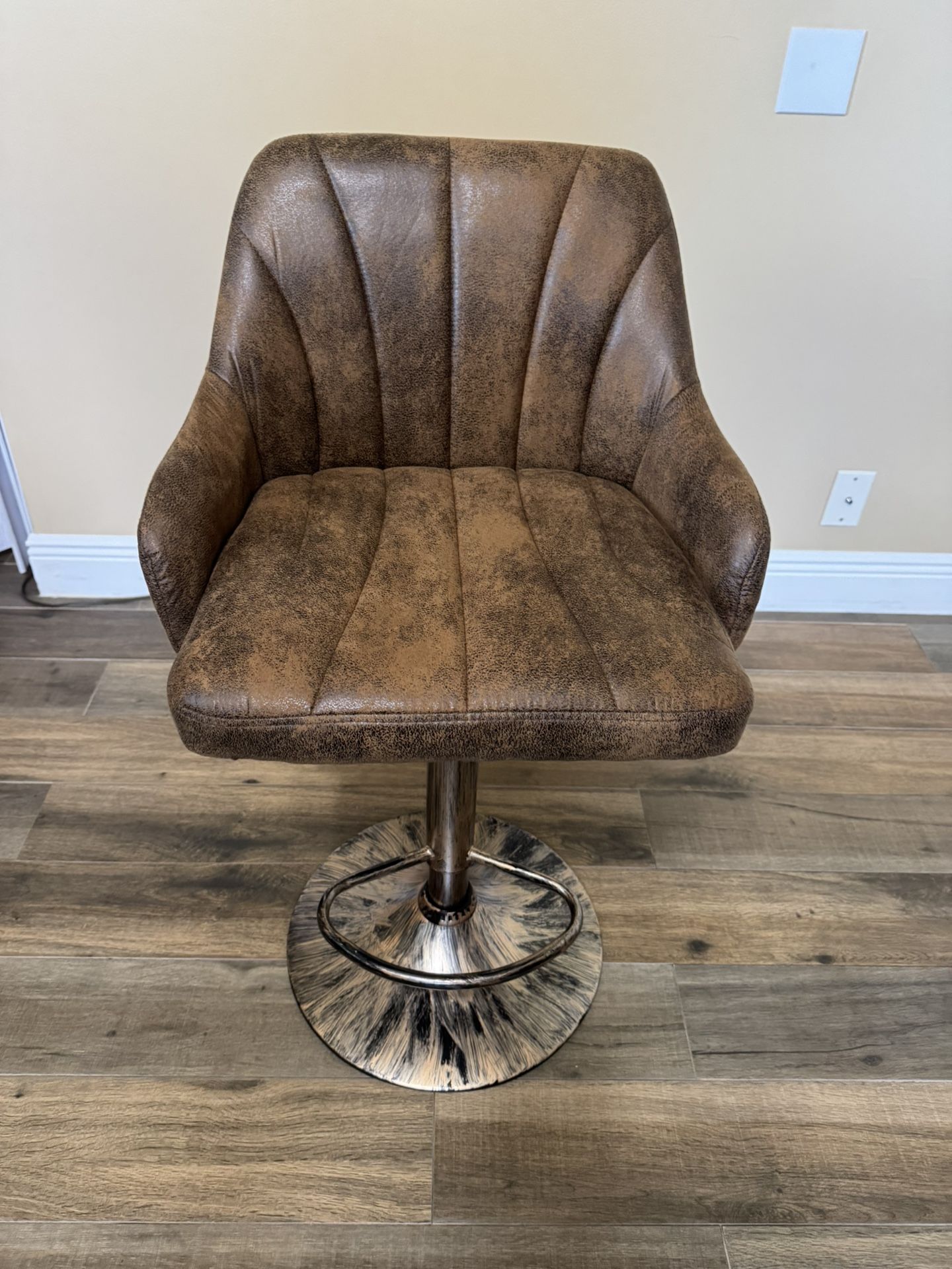 Bar Stool Brand New (1)