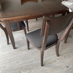 Dinning Table