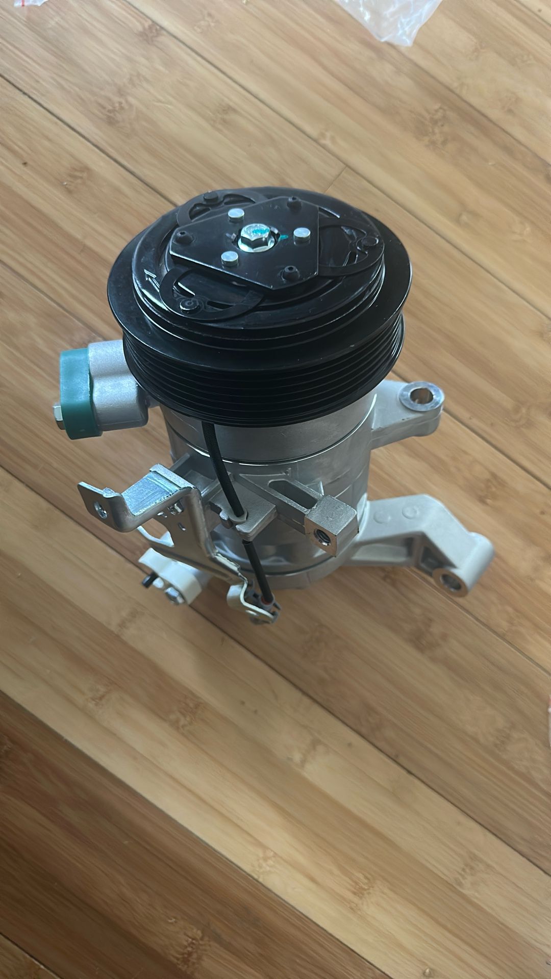 Compressor With A/c Clutch