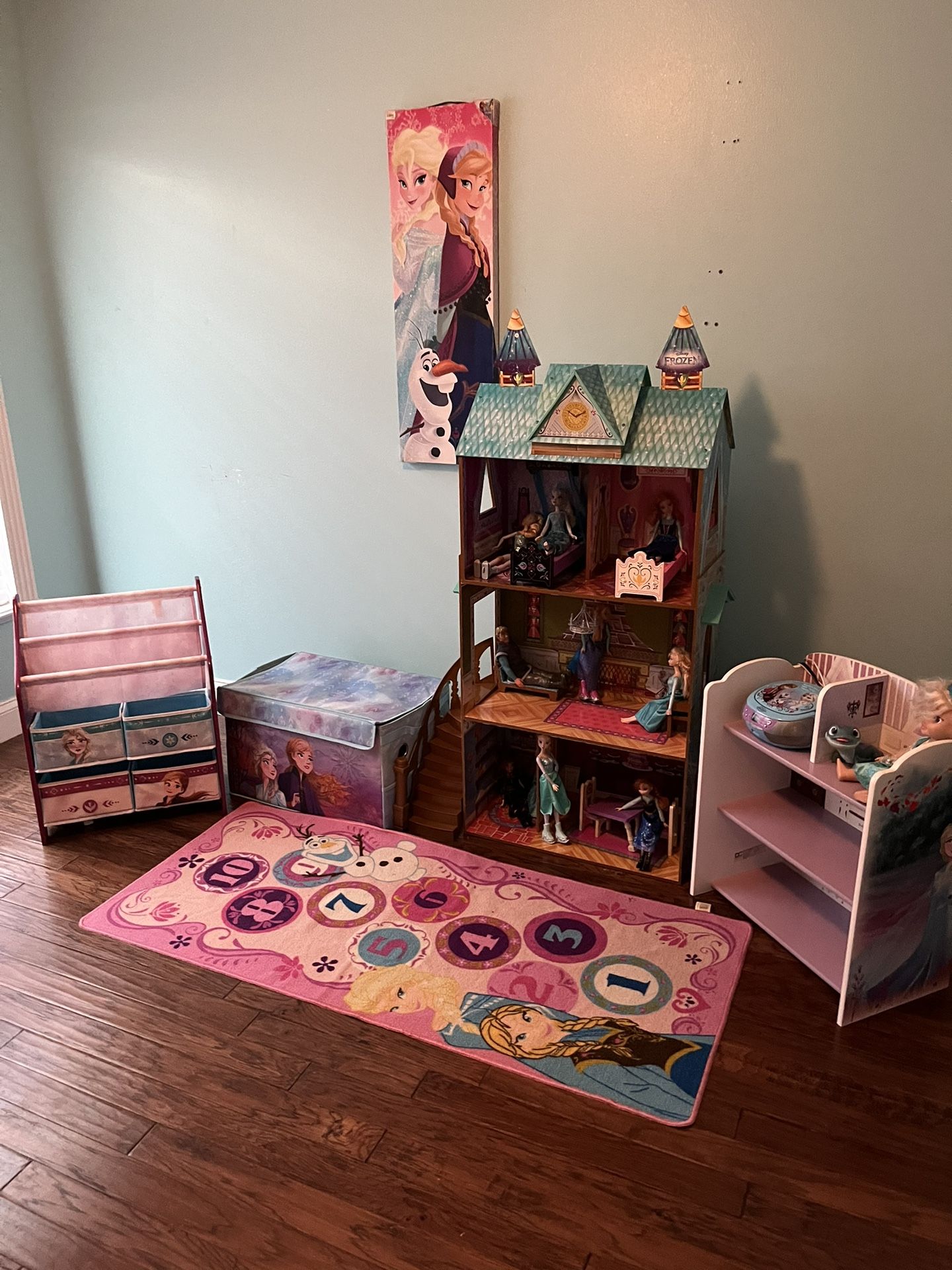 Frozen Elsa And Anna Bedroom Stuff And More 