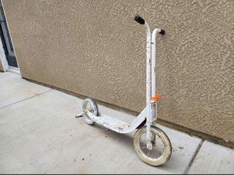 Vintage Scooter 🛴