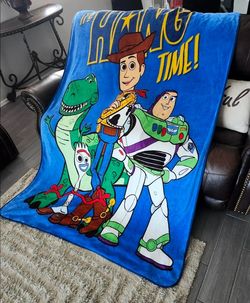 ✅️ Kids Toy Story 4 Blanket• Covers Twin Size Bed• Great Condition• $15firm