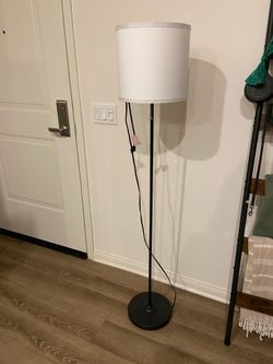 Floor lamp