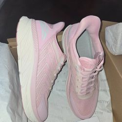 NEVER USED SHOES WOMEN SIZE 11