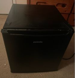 Mini fridge